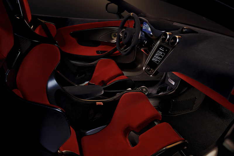 Illustration for article titled The McLaren 600LT Is Your New Little Lightweight 'Long' 'Tail' Lasciviousness